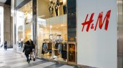 Скидки и акции в H&M — что ждёт покупателей осенью 2025 года?